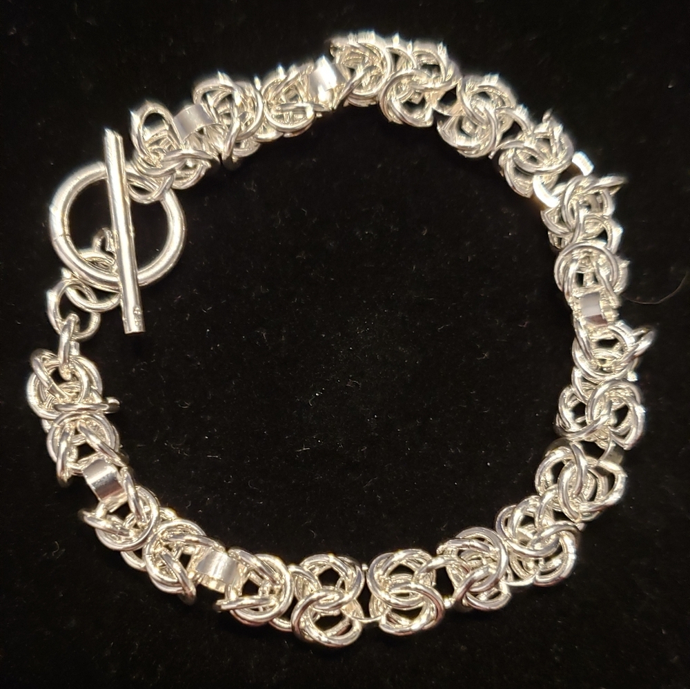 Brand New,  Stamped 925 Sterling, Knotted Links Bracelet Chain Maille, 8", Heavy
